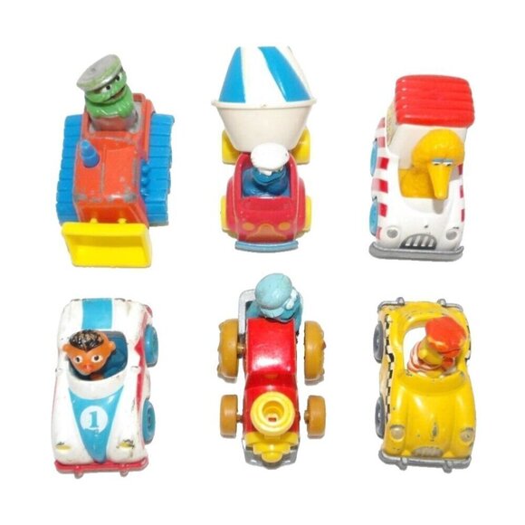 SESAME STREET vintage metal cars with plastic figures set 6 of PLAYSKOOL 1980's - Picture 1 of 3